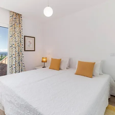 Beautiful Calheta Do Mar Iii 3 Bedrooms Infinity Pool * Arco da Calheta (Madeira)