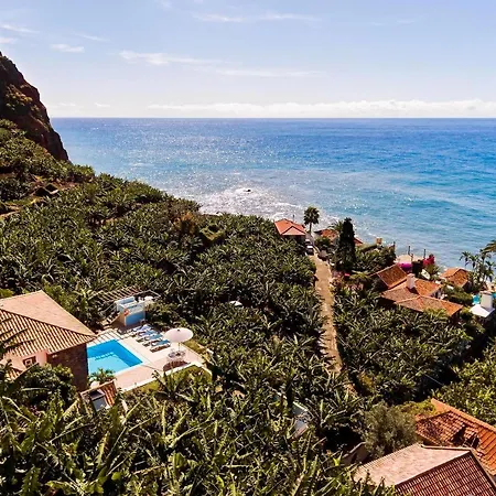 Villa Beautiful Calheta Do Mar Iii 3 Bedrooms Infinity Pool