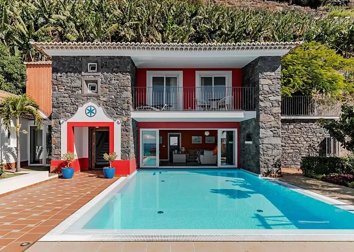 Villa Beautiful Calheta Do Mar Iii 3 Bedrooms Infinity Pool