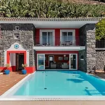 Villa Beautiful Calheta Do Mar Iii 3 Bedrooms Infinity Pool