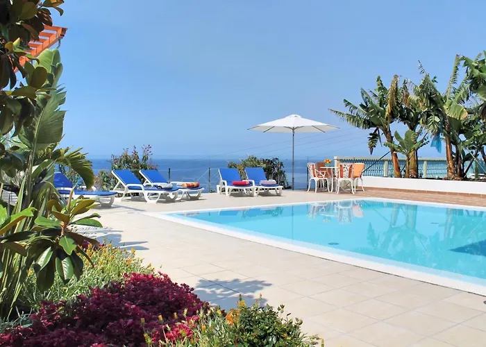 Beautiful Calheta Do Mar Iii 3 Bedrooms Infinity Pool & Arco da Calheta (Madeira)