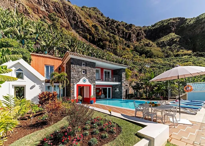 Villa Beautiful Calheta Do Mar Iii 3 Bedrooms Infinity Pool & Arco da Calheta (Madeira)